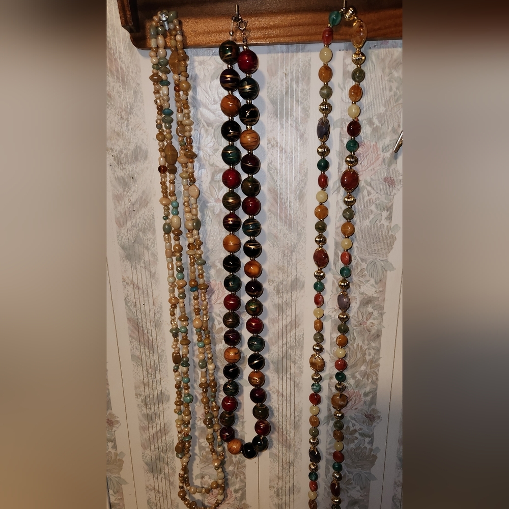 16 piece Costume jewelry
